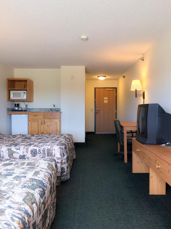 White Oak Inn And Suites Deer River Zewnętrze zdjęcie