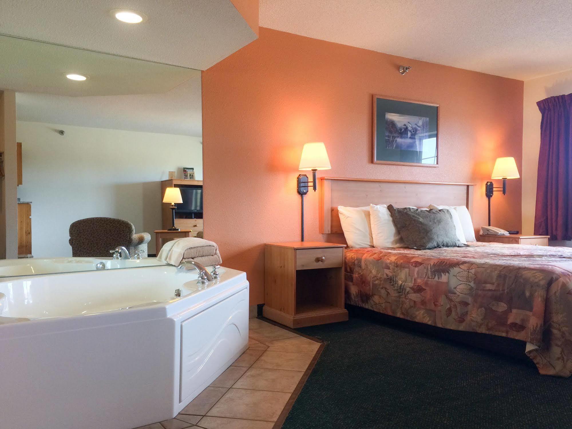 White Oak Inn And Suites Deer River Zewnętrze zdjęcie